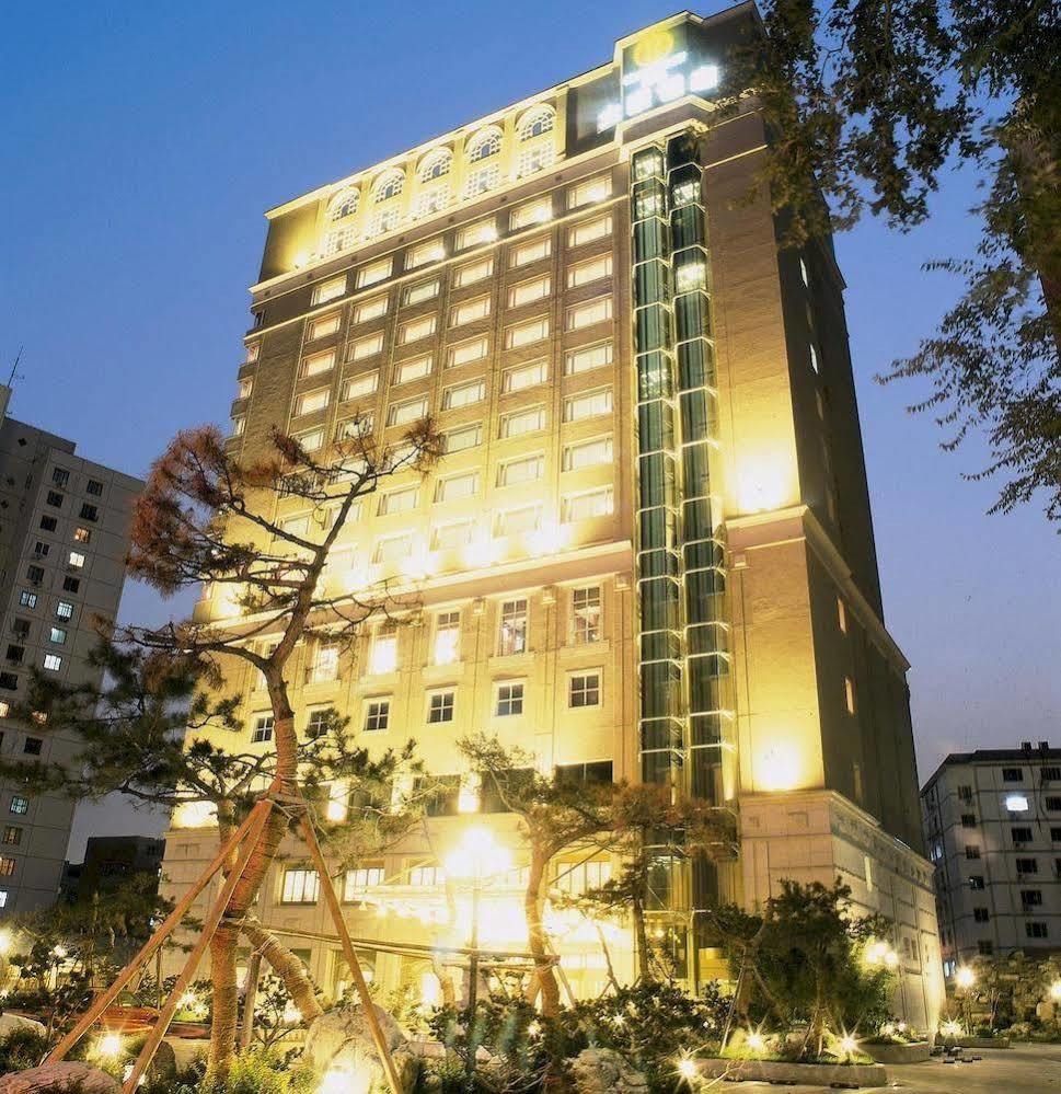 فندق بكين نيو جراند دايناستي Chaoyang  المظهر الخارجي الصورة
